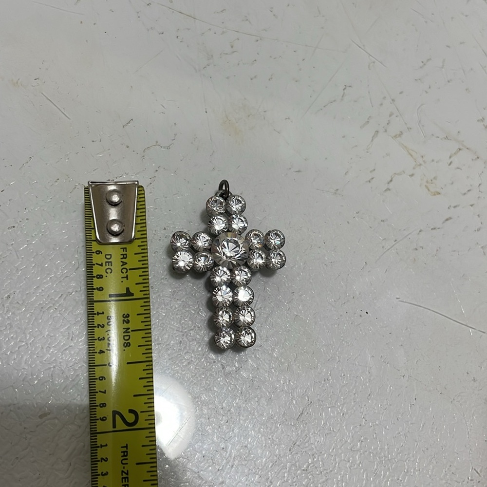 Pendant - Picture 2 of 2